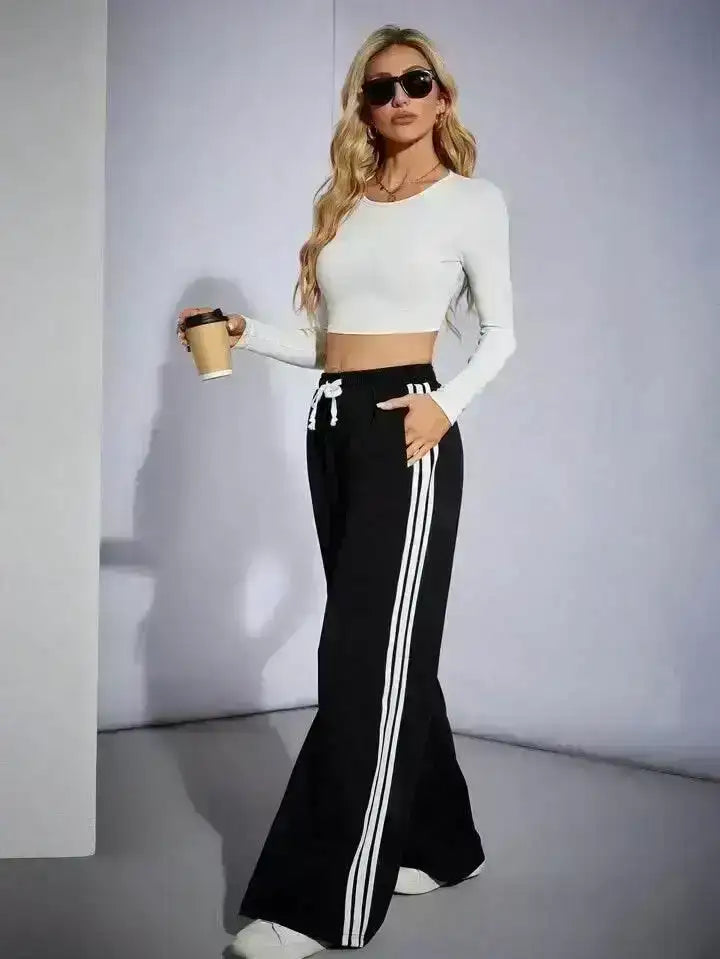 Black Side Stripe Cargo Wide-Leg Trouser.(Perfect For All Season)